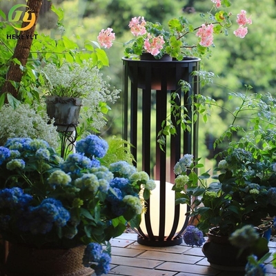 Υπαίθριο χορτοταπήτων κήπων σε δοχείο τοπίων ελαφρύ βιλών πεζουλιών ηλιακό λουλούδι μπαλκονιών κήπων ελαφρύ